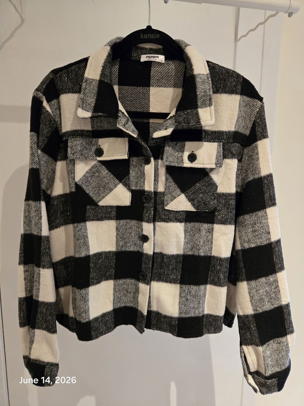 Zeagoo Black and White Plaid Cropped Jacket XL